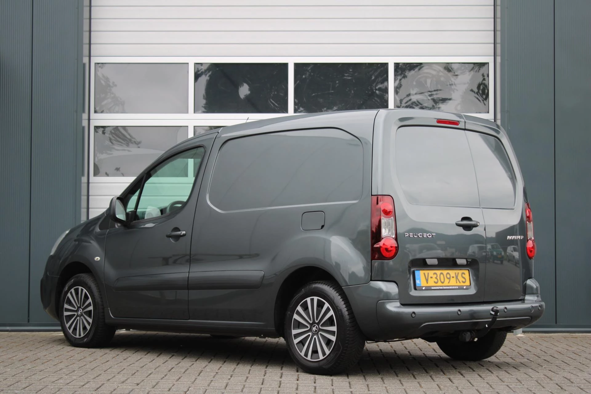 Hoofdafbeelding Peugeot Partner