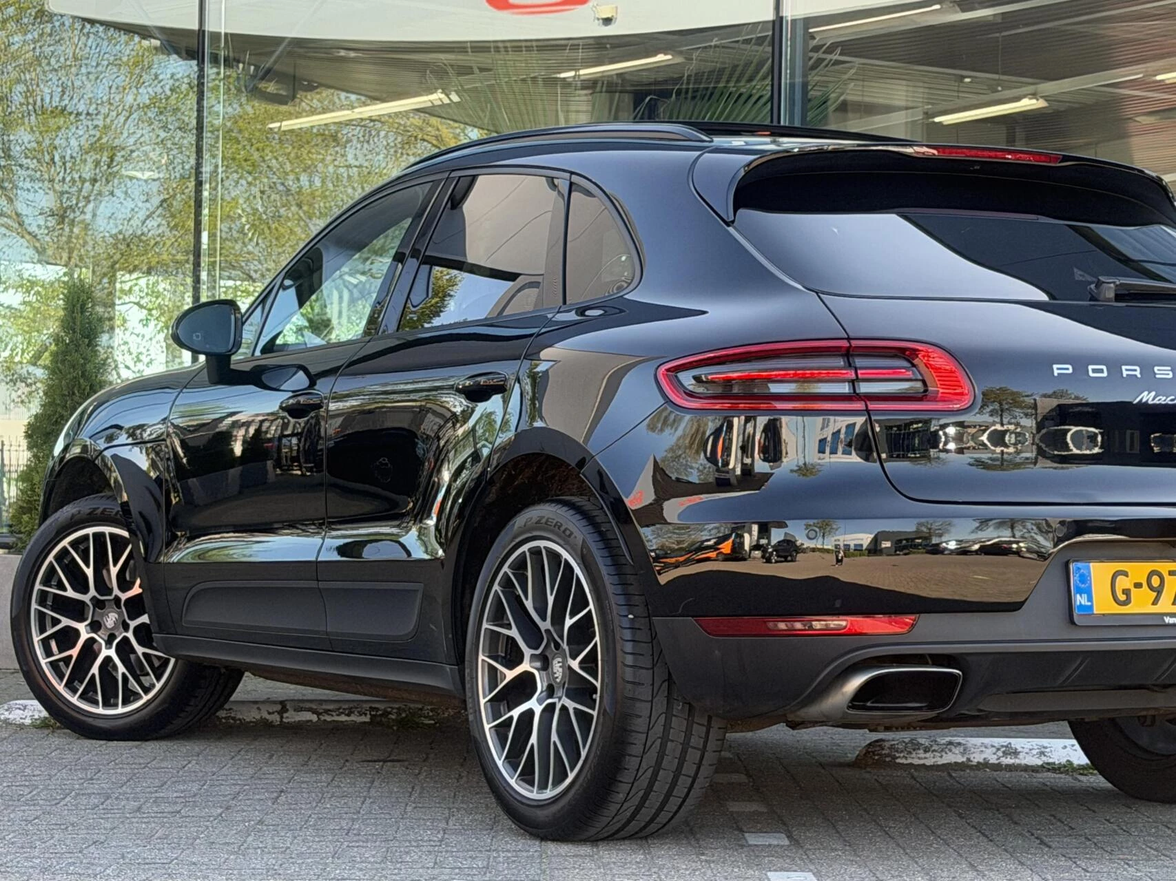 Hoofdafbeelding Porsche Macan