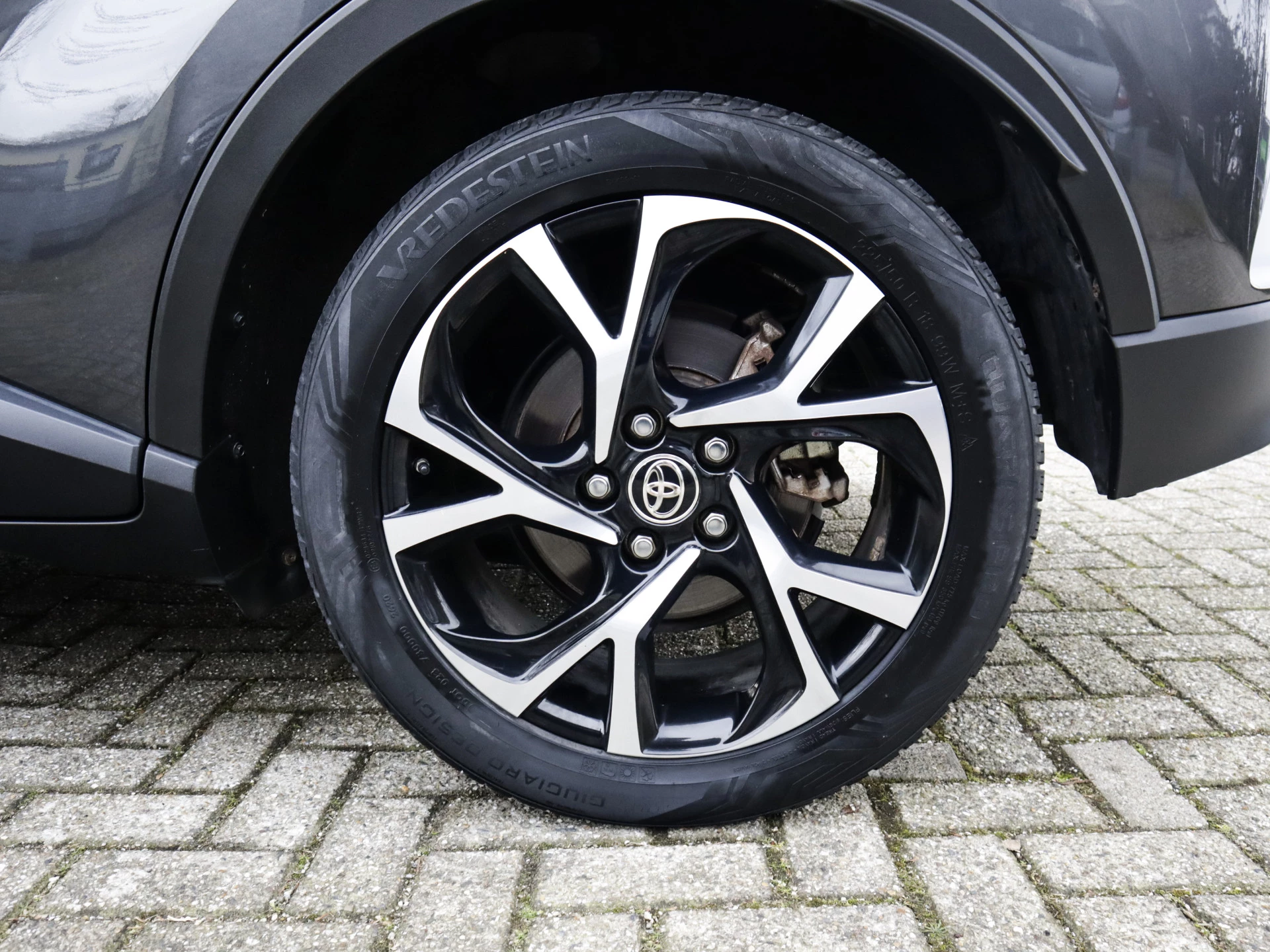 Hoofdafbeelding Toyota C-HR