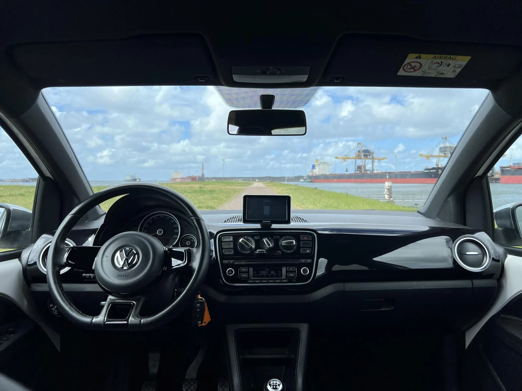 Hoofdafbeelding Volkswagen up!