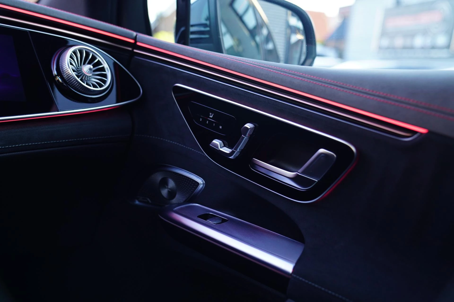 Hoofdafbeelding Mercedes-Benz EQE