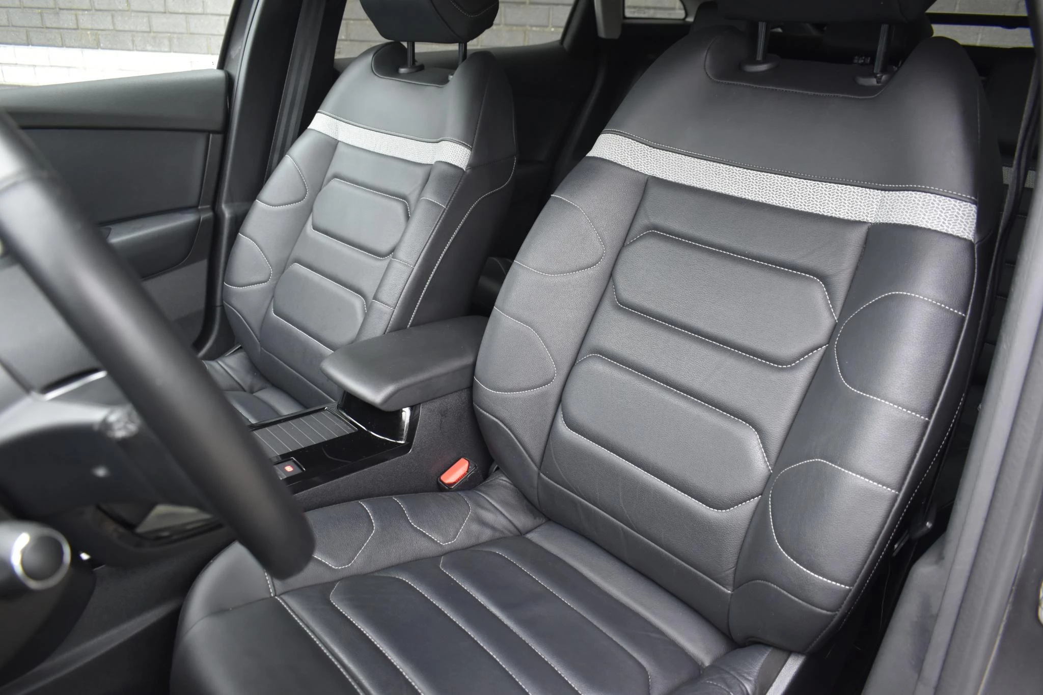 Hoofdafbeelding Citroën ë-C4