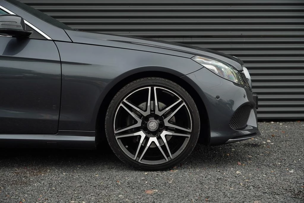 Hoofdafbeelding Mercedes-Benz E-Klasse