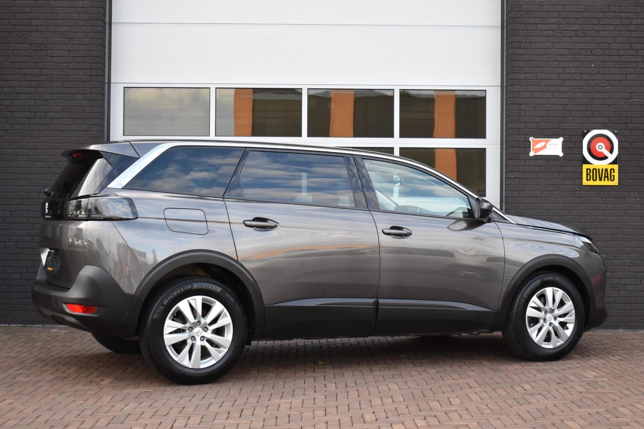 Hoofdafbeelding Peugeot 5008