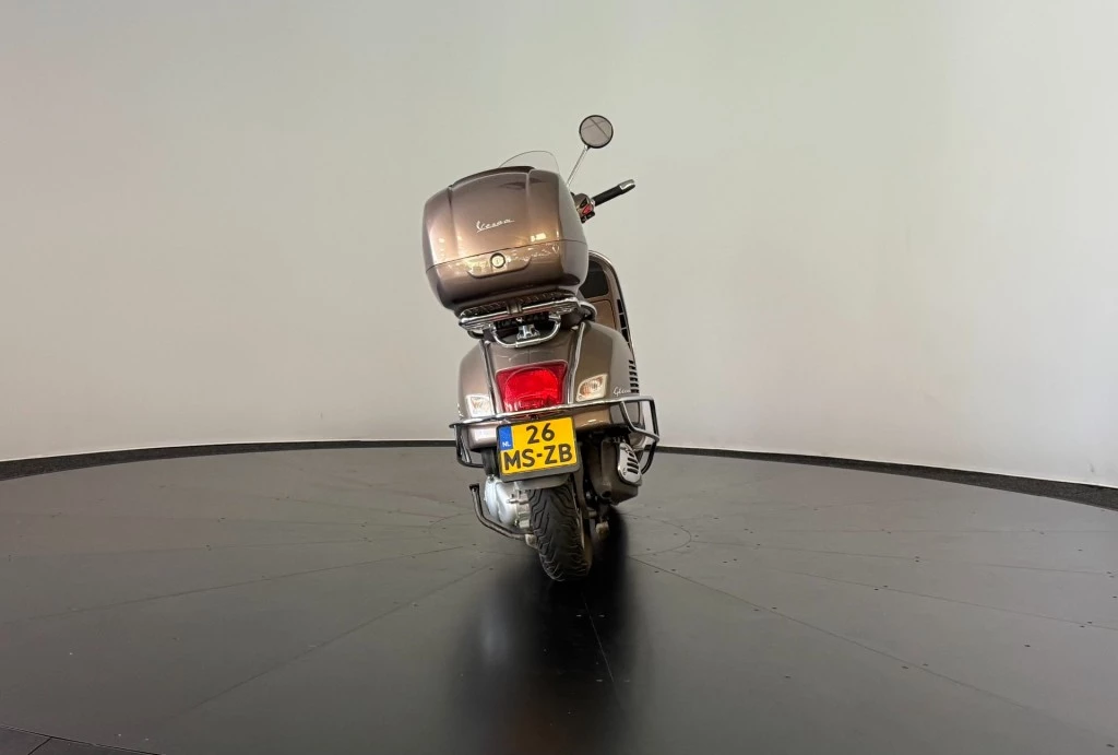 Hoofdafbeelding Vespa GTS