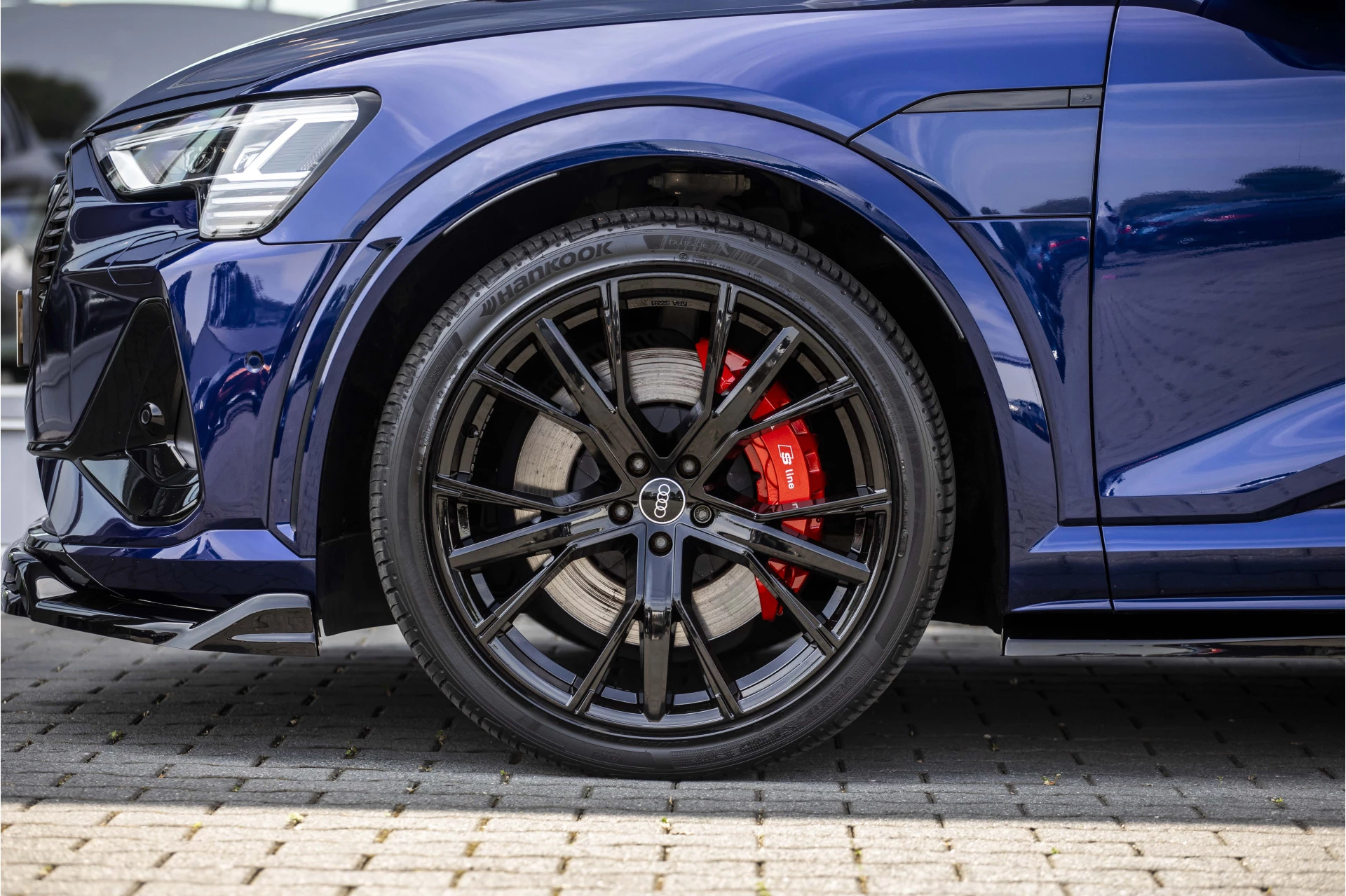Hoofdafbeelding Audi e-tron