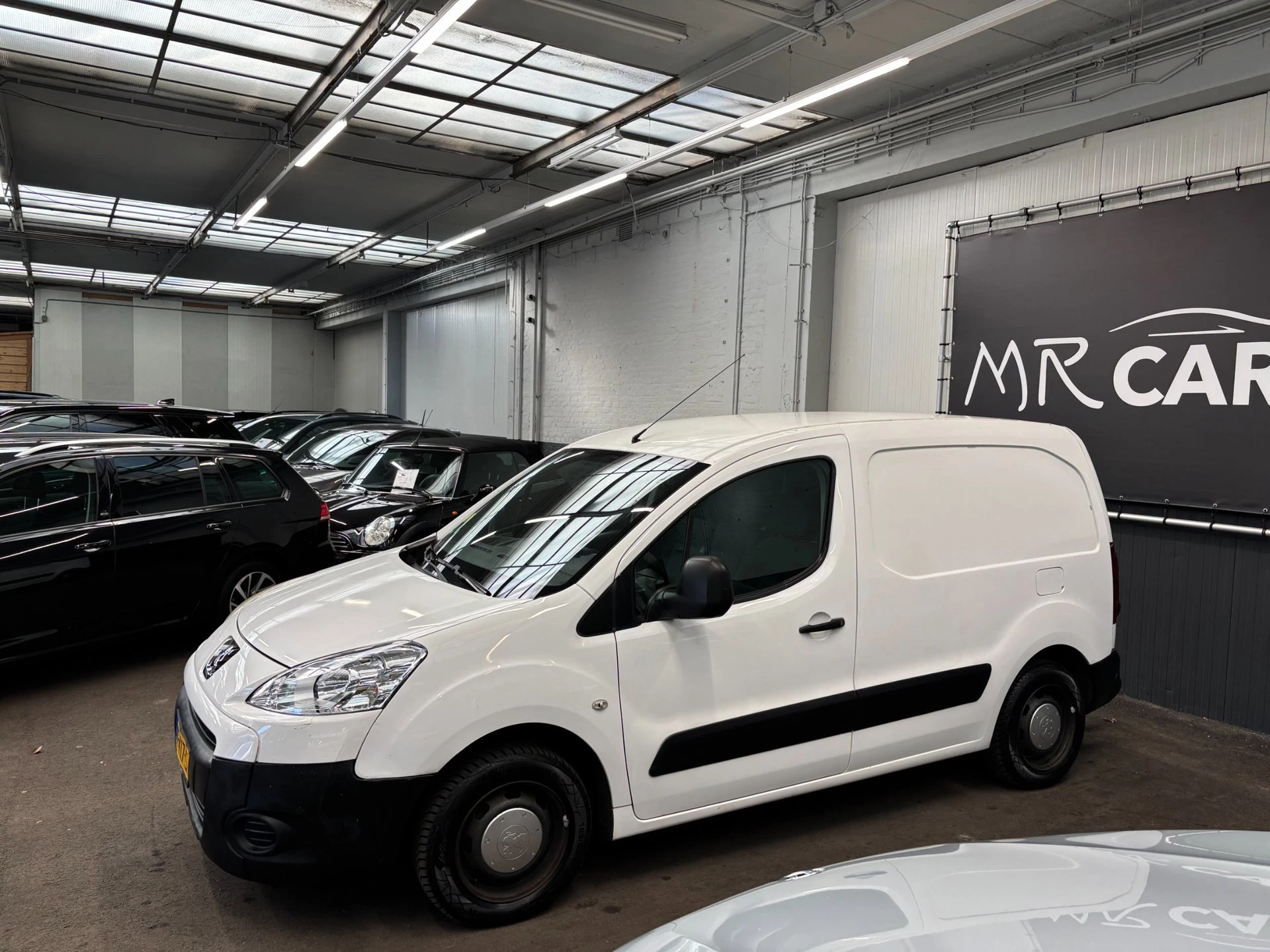 Hoofdafbeelding Peugeot Partner