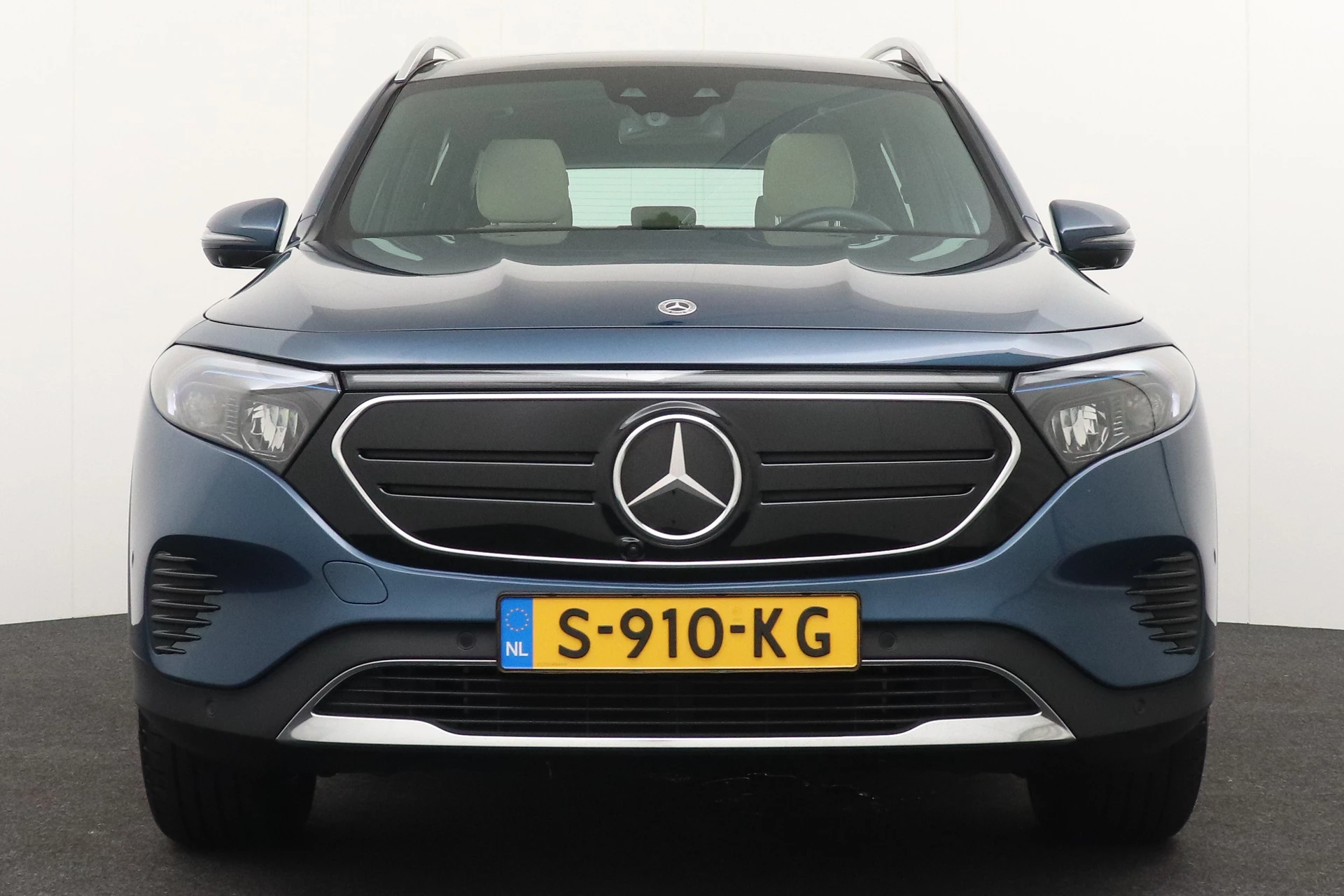 Hoofdafbeelding Mercedes-Benz EQB