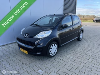Peugeot 107 1.0-12V Millesim 200