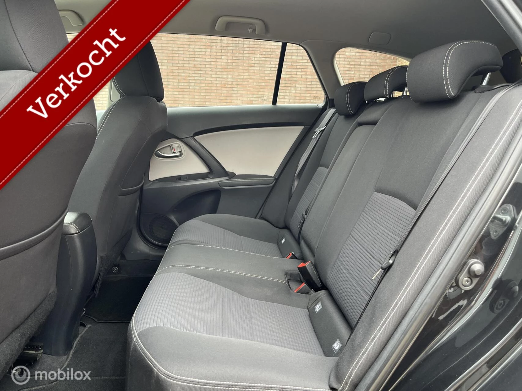 Hoofdafbeelding Toyota Avensis