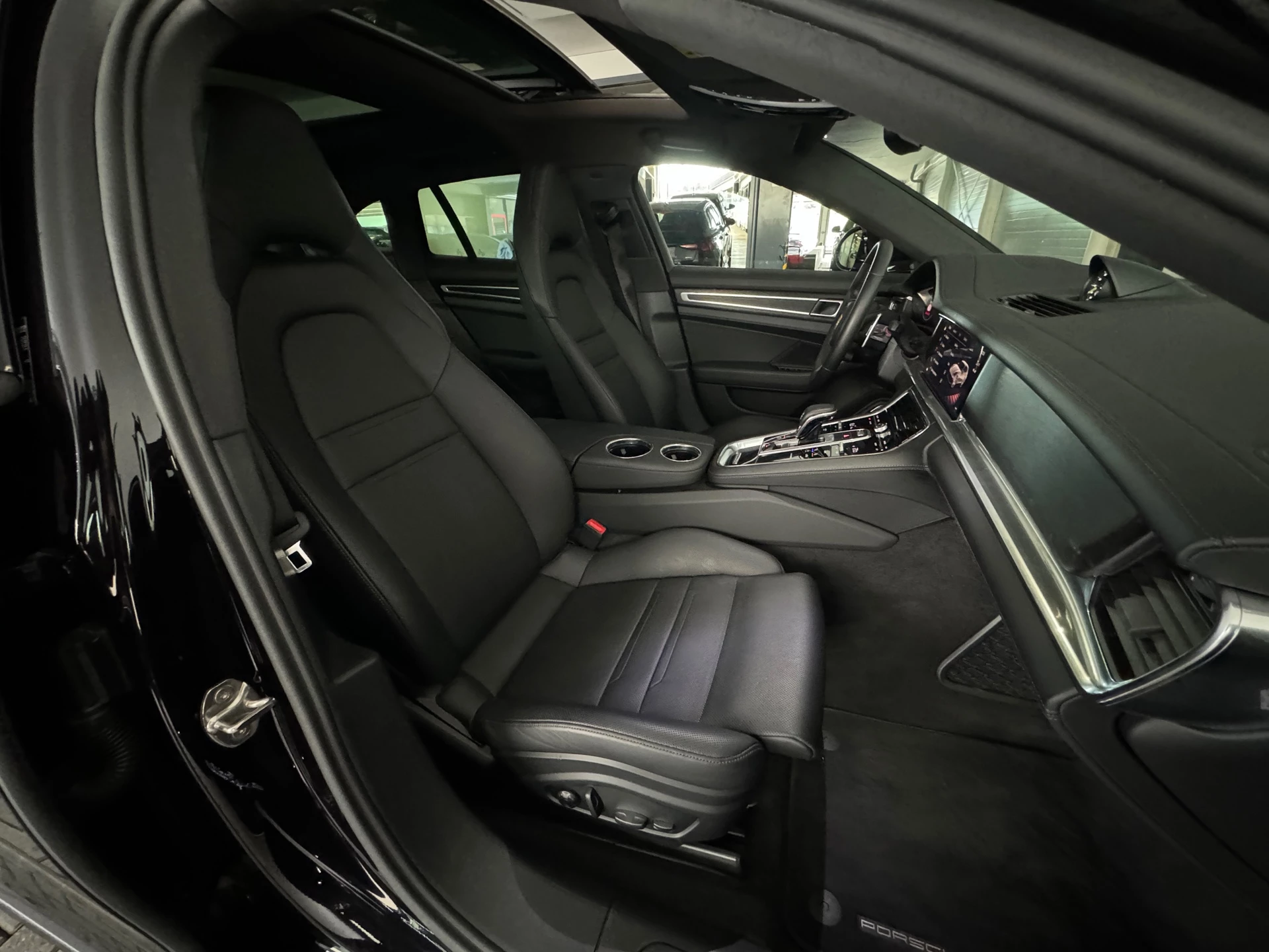 Hoofdafbeelding Porsche Panamera