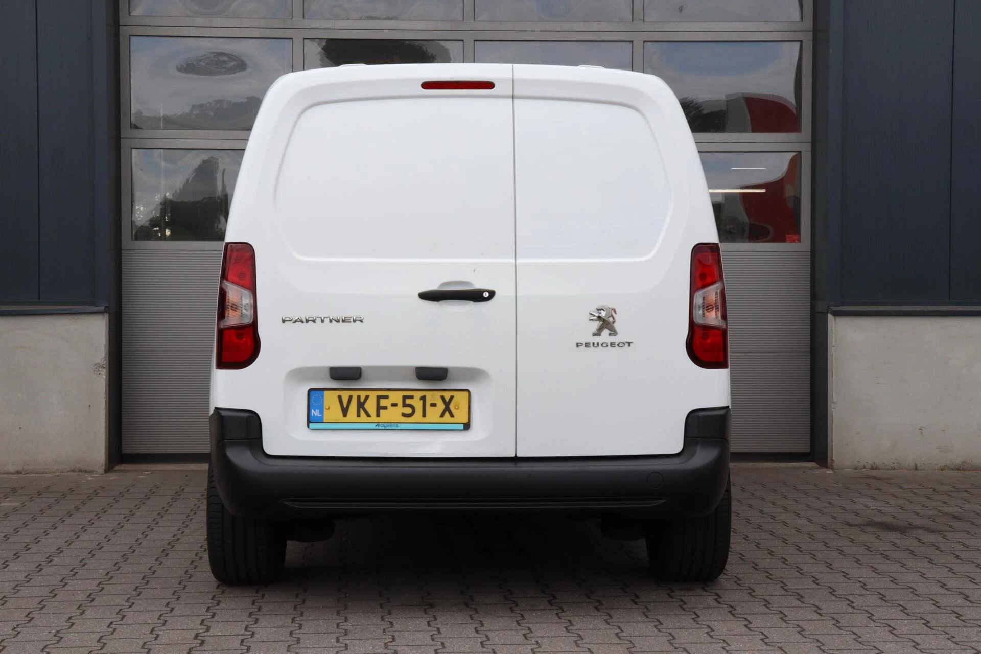 Hoofdafbeelding Peugeot Partner