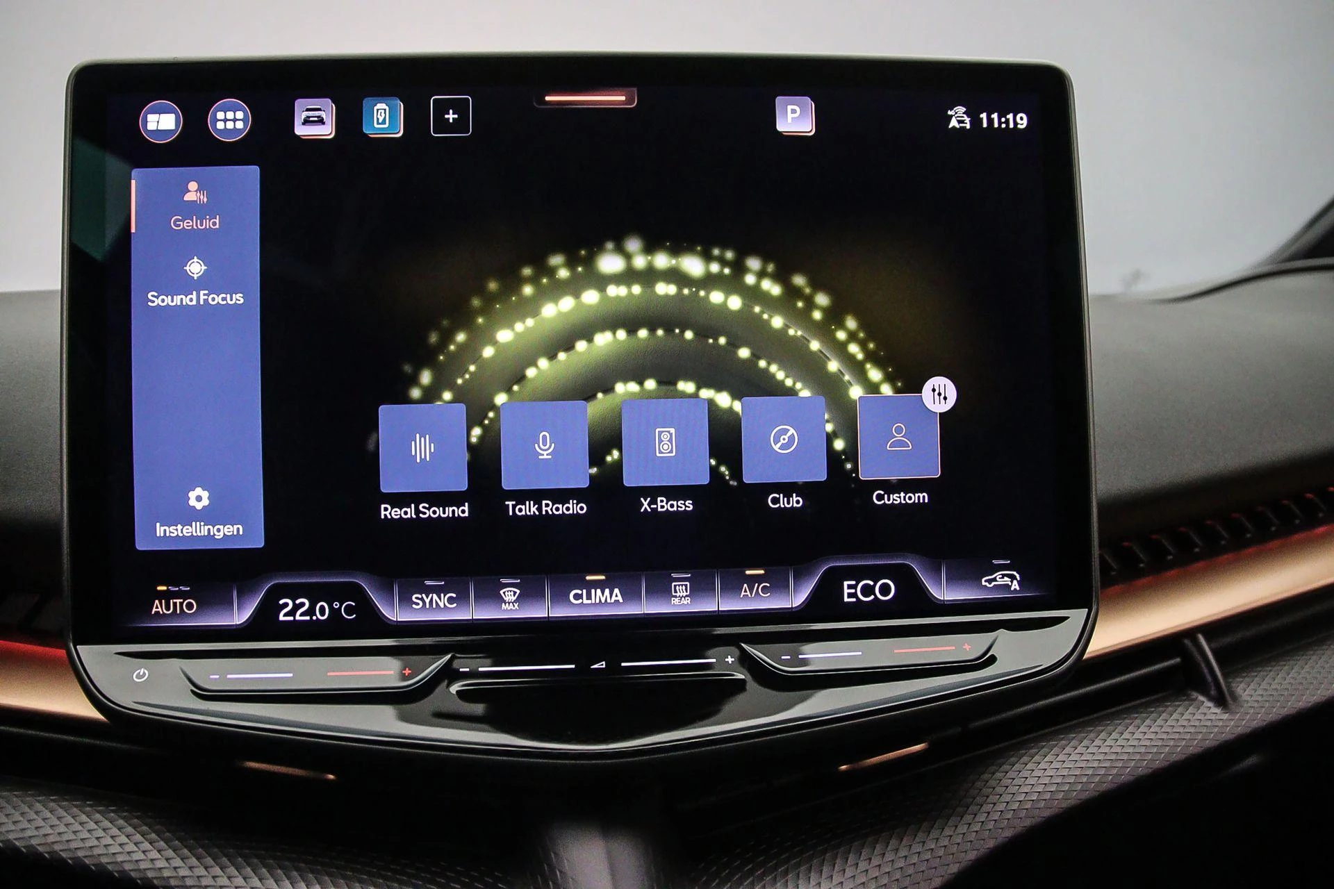 Hoofdafbeelding CUPRA Tavascan