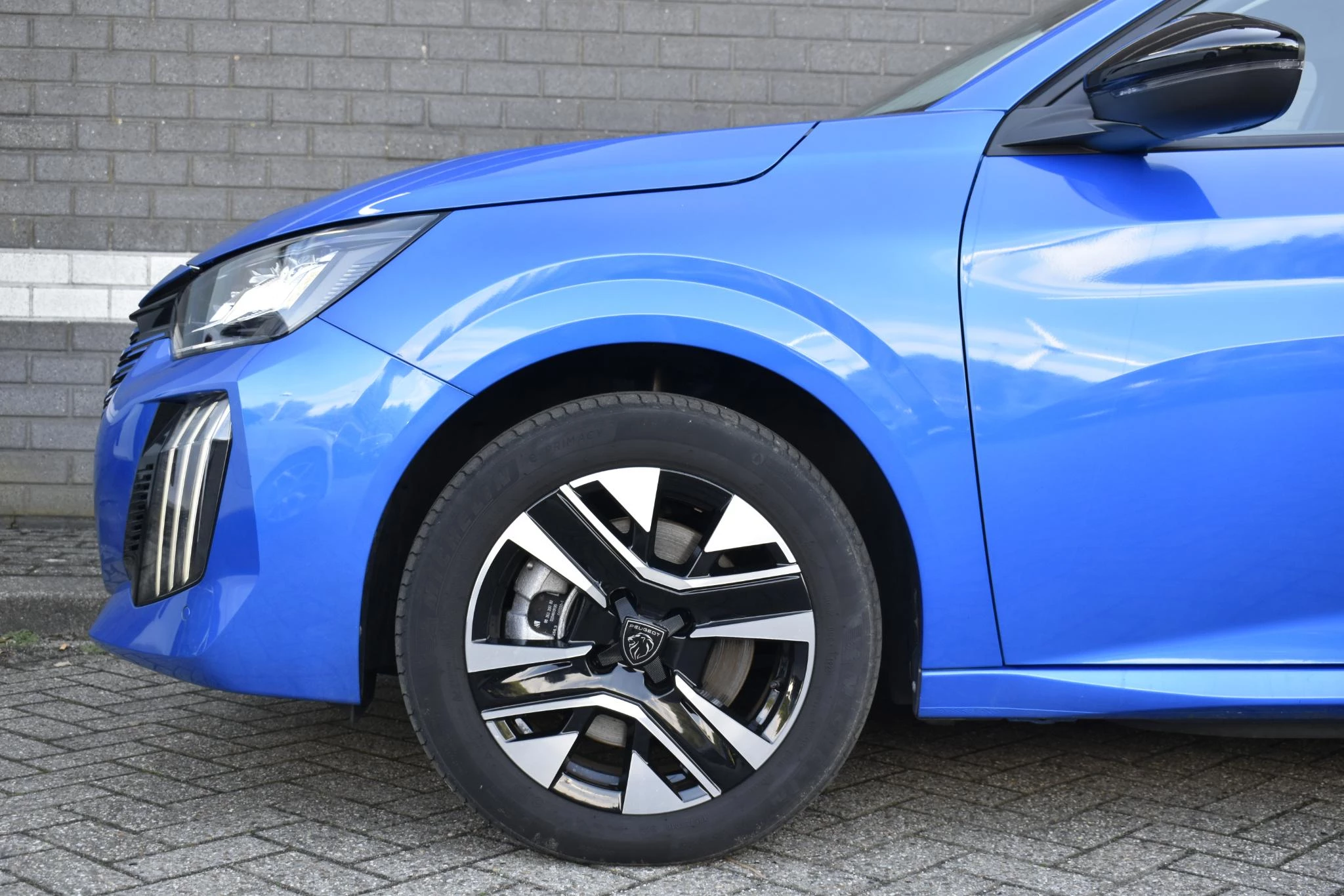 Hoofdafbeelding Peugeot e-208