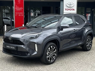 Toyota Yaris Cross 1.5 Hybrid 115 Dynamic APPLE/ANDROID AD-CRUISE LM-VELGEN 17" CAMERA KEYLESS CLIMA STOEL/STUURVERWARMING BLIND-SPOT EL-SPIEGELS