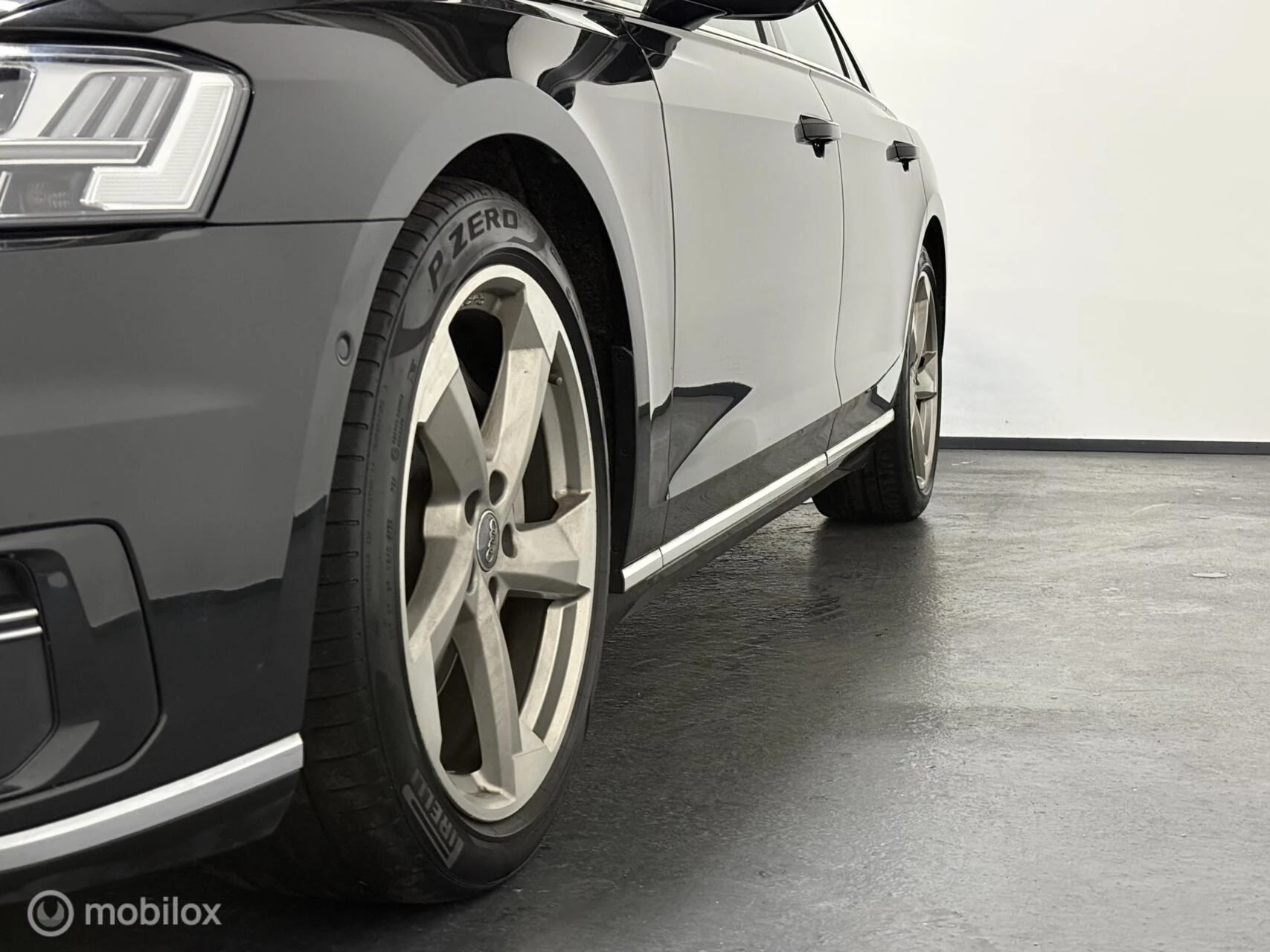 Hoofdafbeelding Audi A8