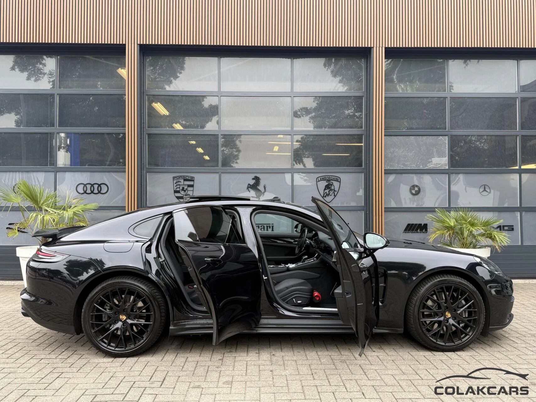 Hoofdafbeelding Porsche Panamera
