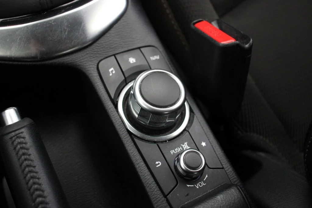 Hoofdafbeelding Mazda 2