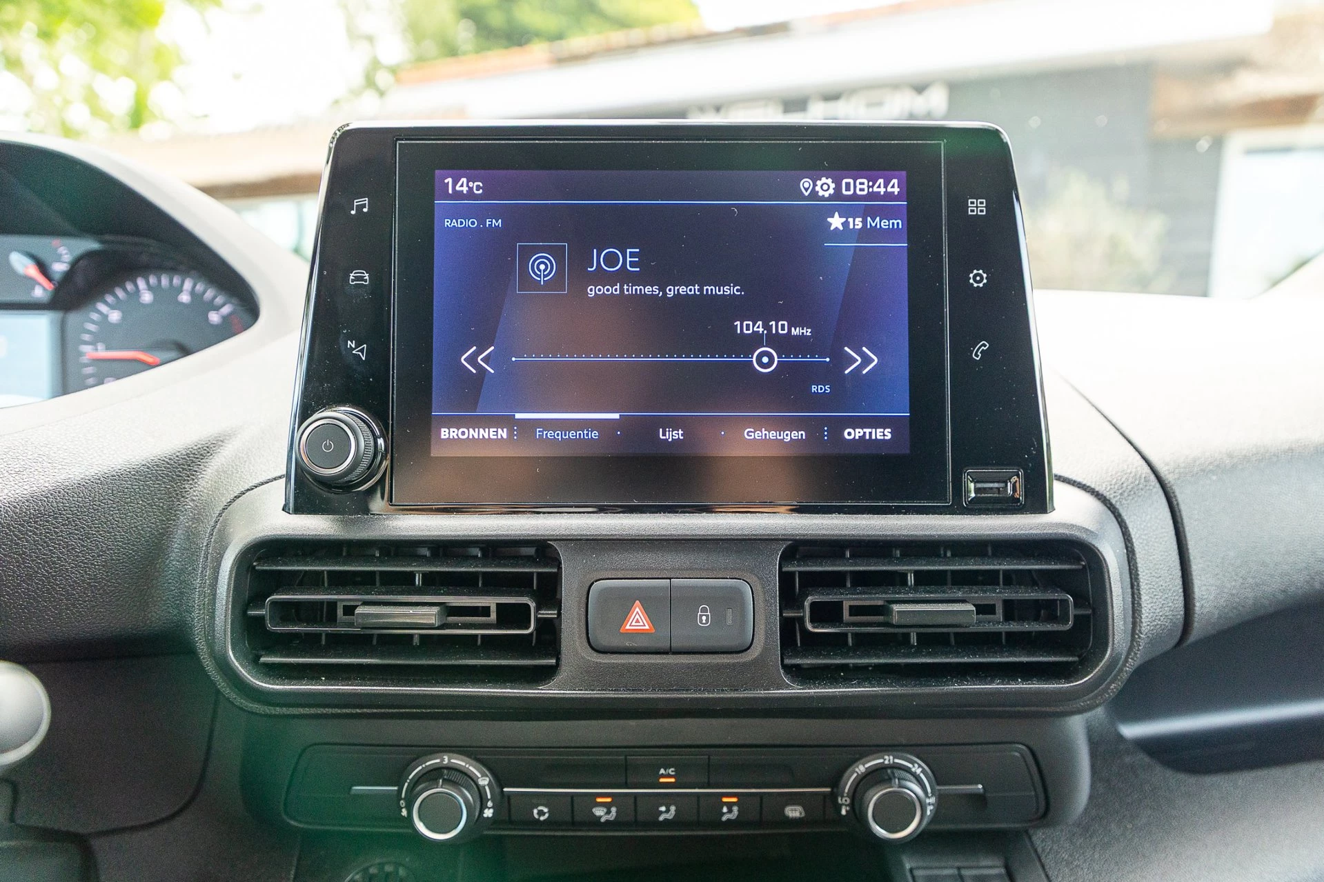 Hoofdafbeelding Peugeot Partner