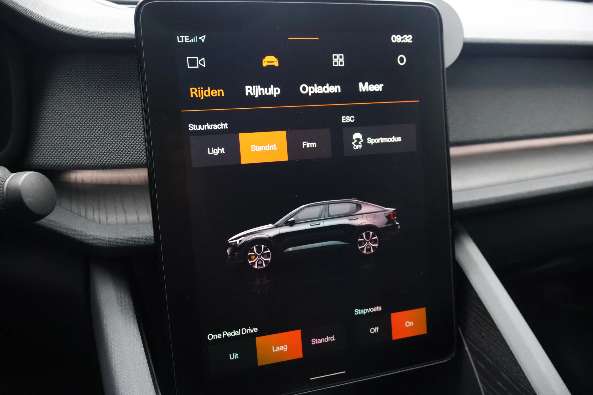 Hoofdafbeelding Polestar 2