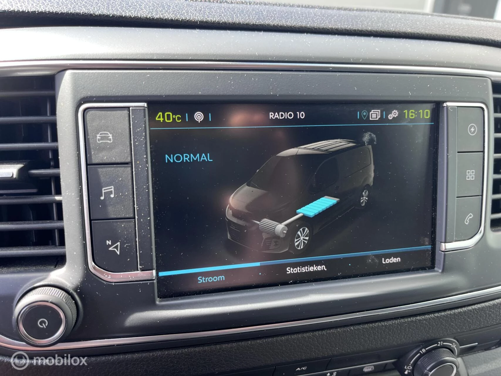 Hoofdafbeelding Peugeot e-Expert