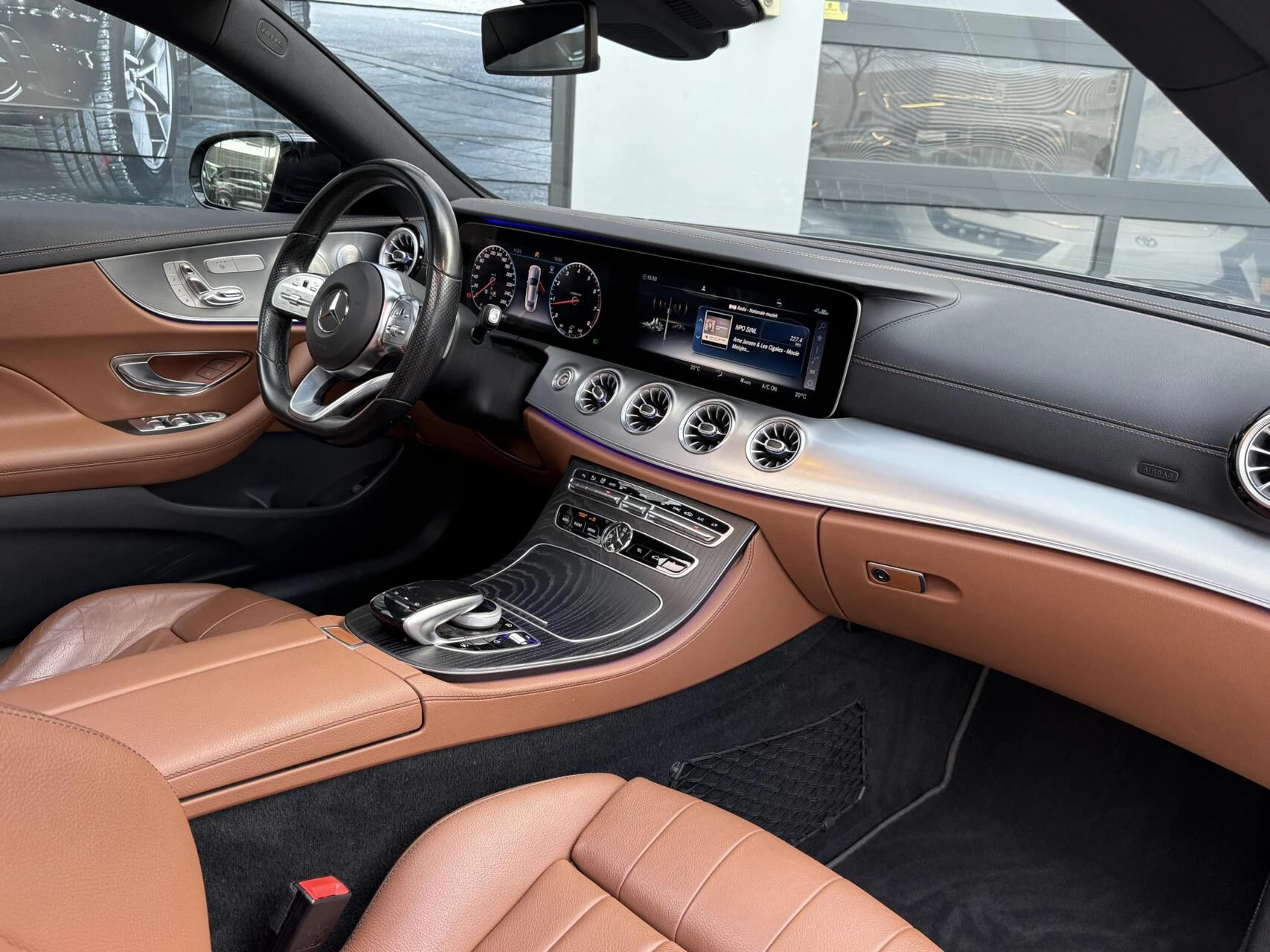 Hoofdafbeelding Mercedes-Benz E-Klasse