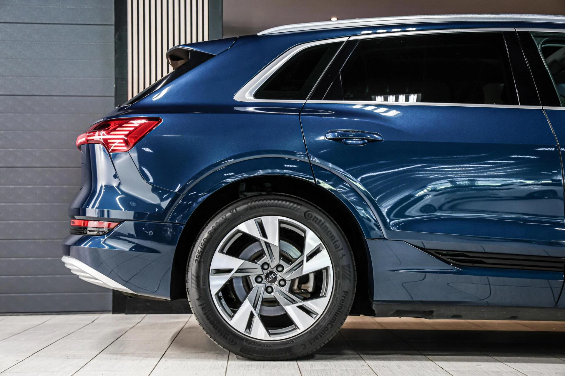 Hoofdafbeelding Audi e-tron