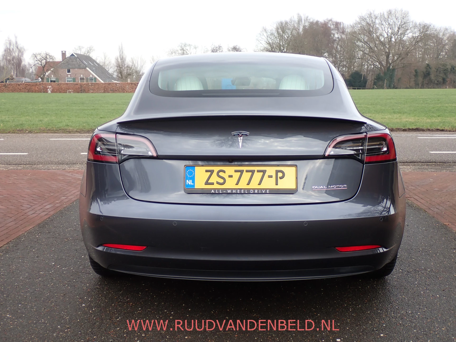 Hoofdafbeelding Tesla Model 3