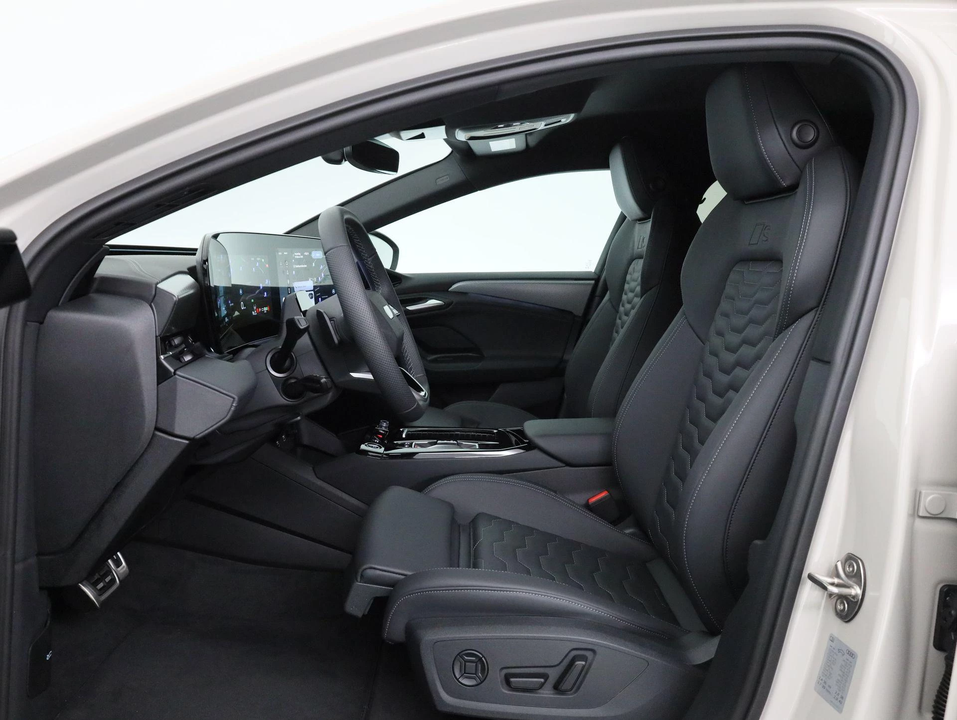 Hoofdafbeelding Audi A6 Avant e-tron