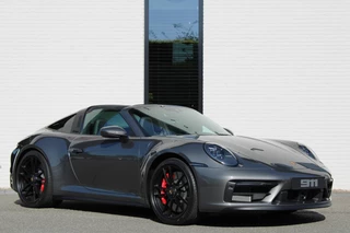 Hoofdafbeelding Porsche 911 Porsche 911 3.0 Targa / 4 GTS / SportDesign / Bose / Volleder / PDLS+ / Vol Opties / NIEUWSTAAT
