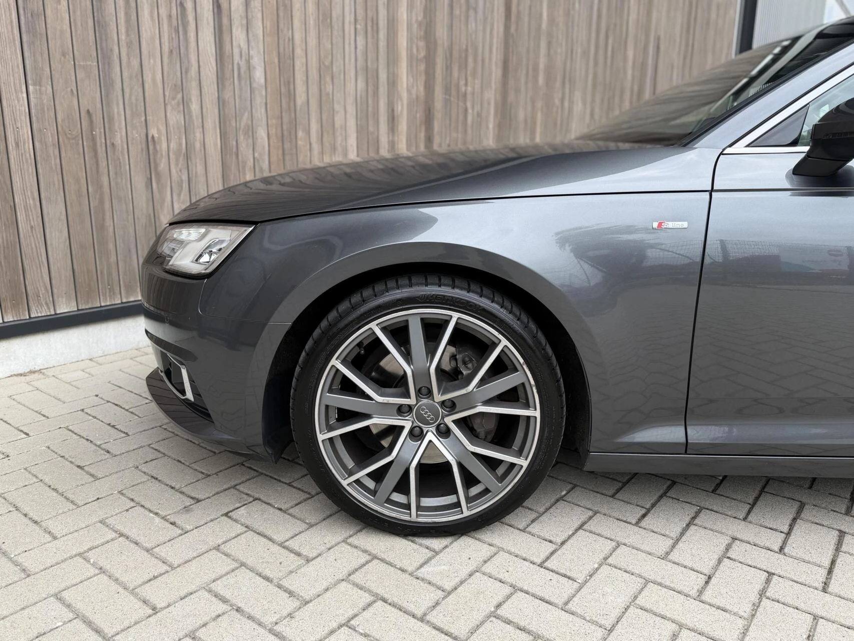 Hoofdafbeelding Audi A4