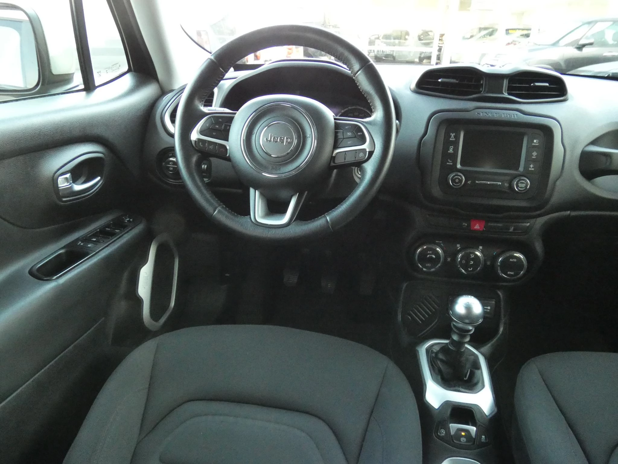 Hoofdafbeelding Jeep Renegade