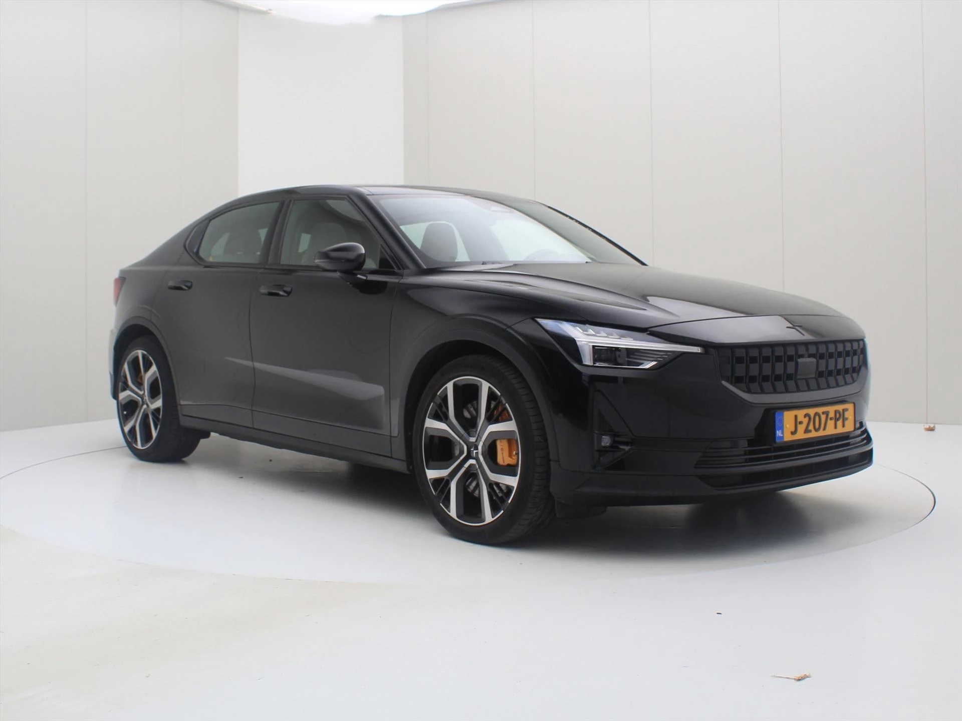 Hoofdafbeelding Polestar 2