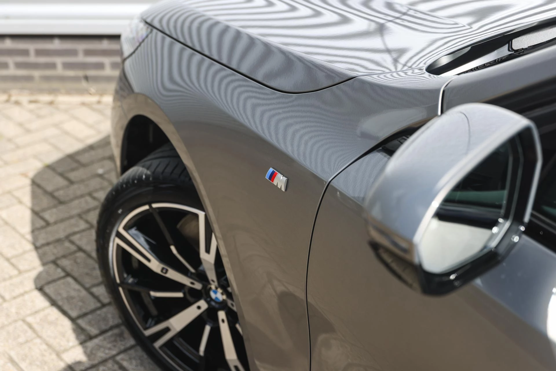 Hoofdafbeelding BMW i5