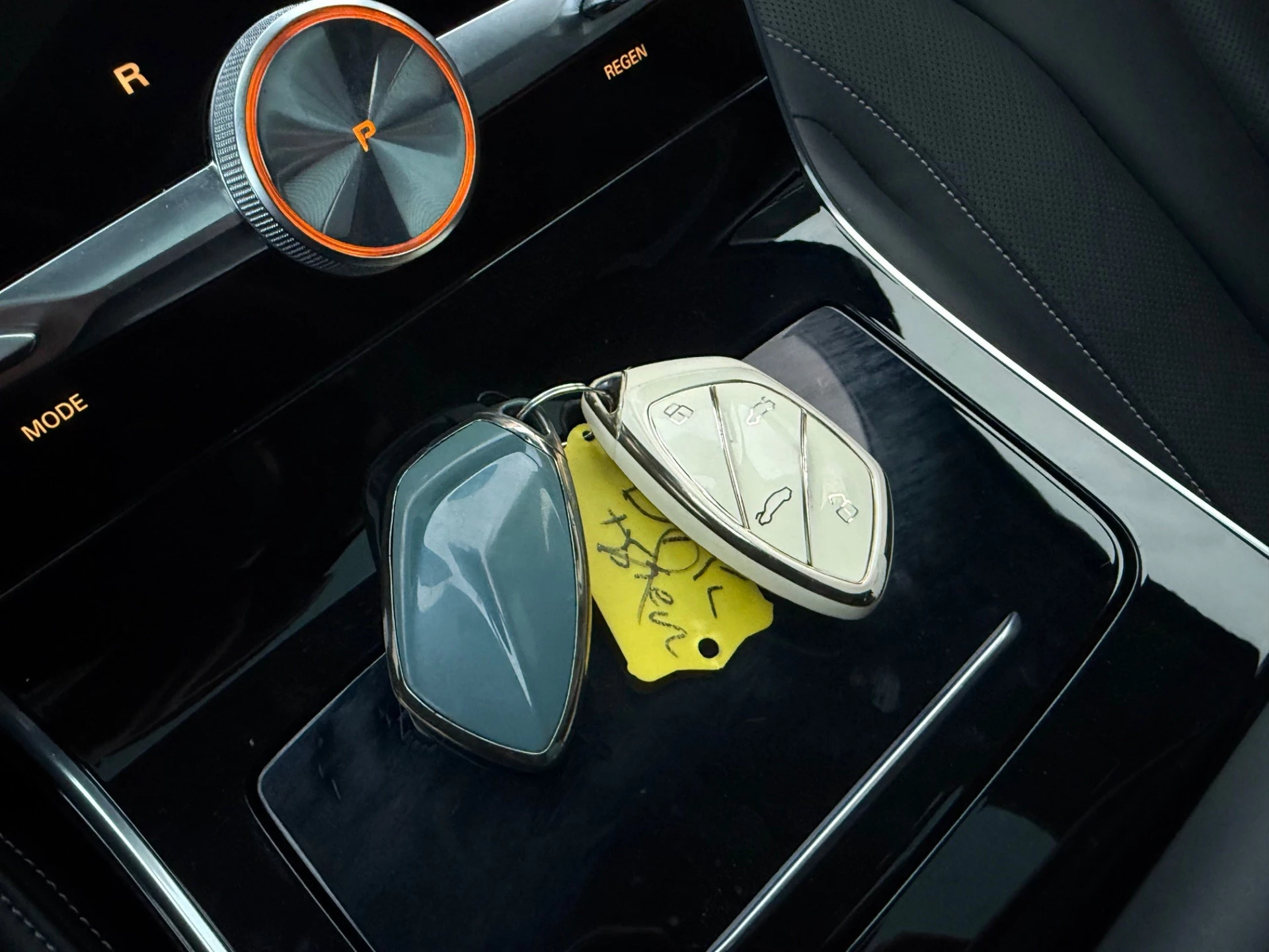 Hoofdafbeelding MG Marvel R