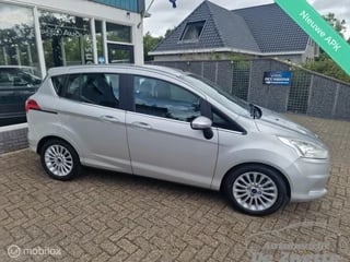 Ford B-Max 1.0 EcoBoost Titanium