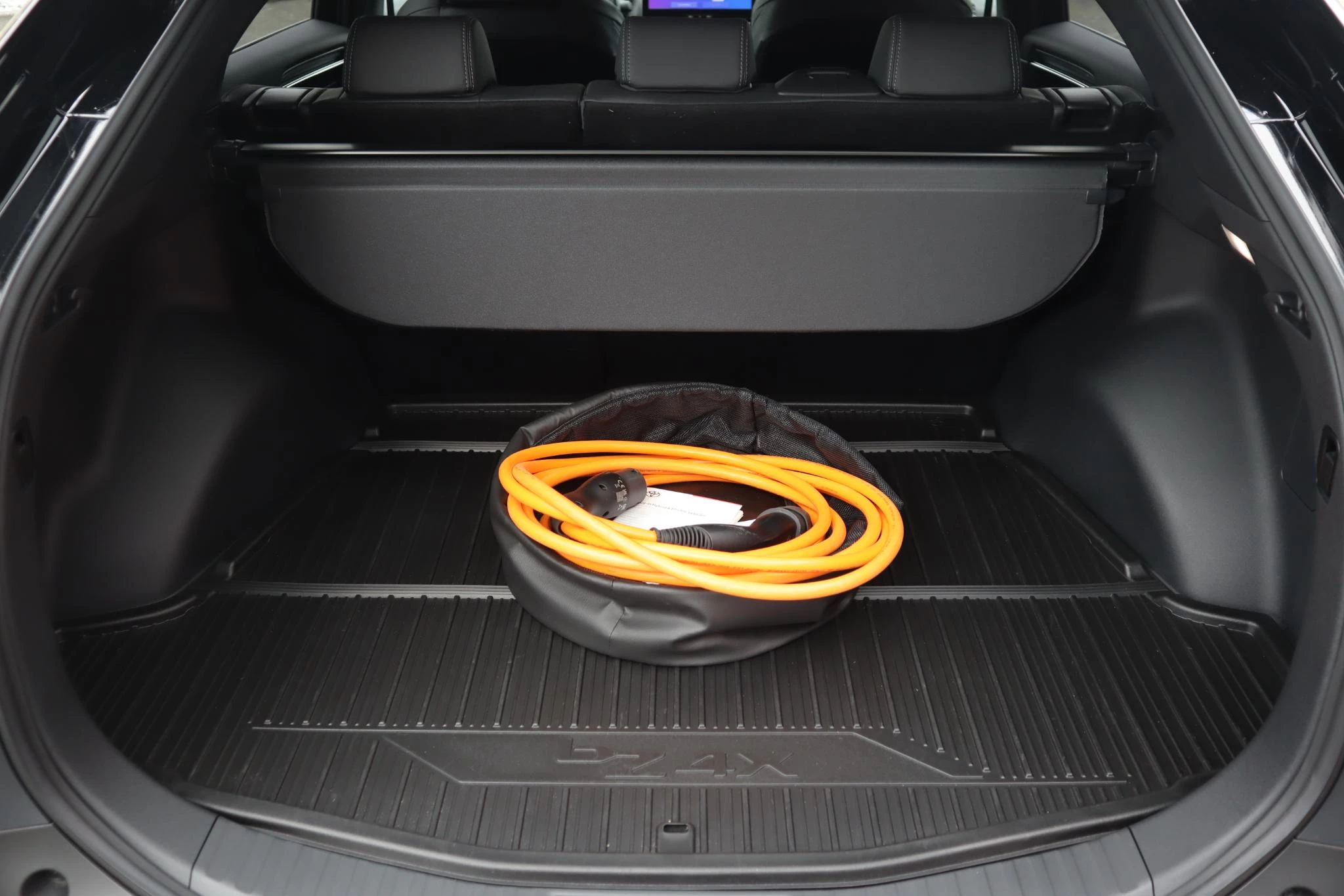 Hoofdafbeelding Toyota bZ4X