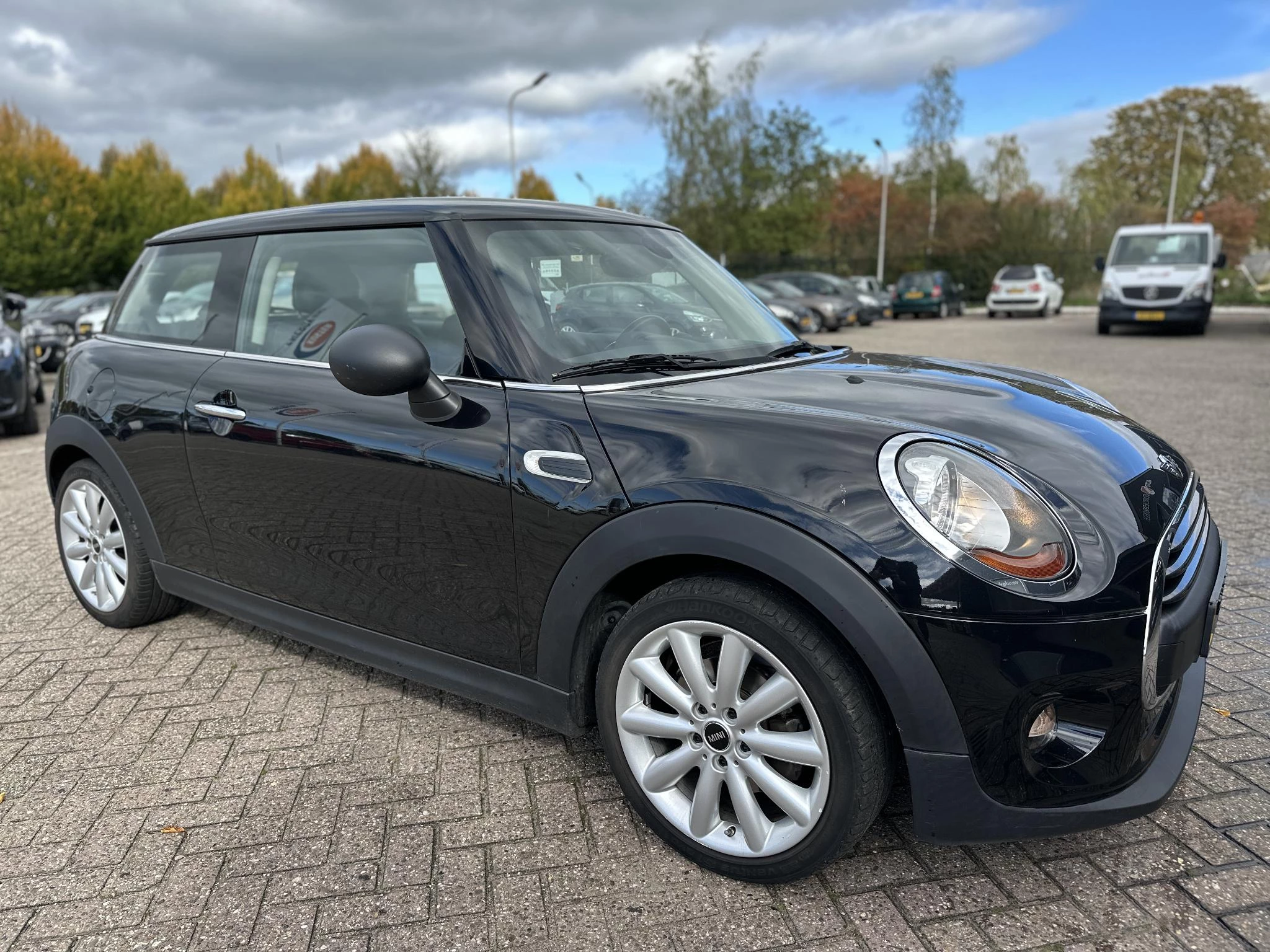 Hoofdafbeelding MINI One