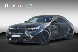 BMW 5-serie M5 Sedan | M Driver's Pack / Driving Assistant Professional / Parking Assistant Professional / Trekhaak / Alcantara Hemelbekleding / Comfort Pack / 21 Inch