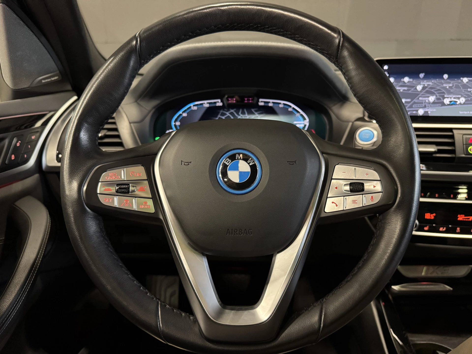 Hoofdafbeelding BMW iX3