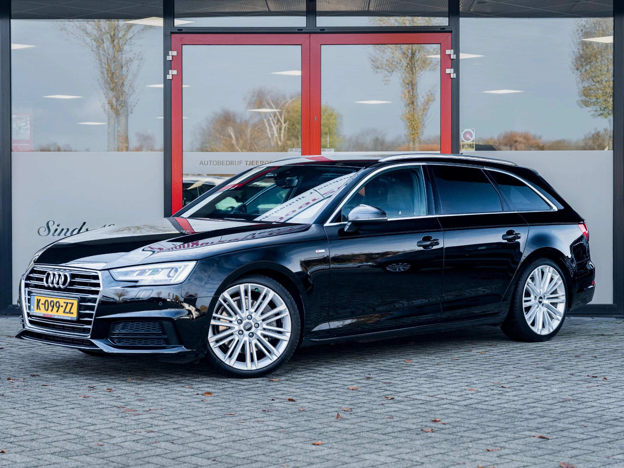 Hoofdafbeelding Audi A4