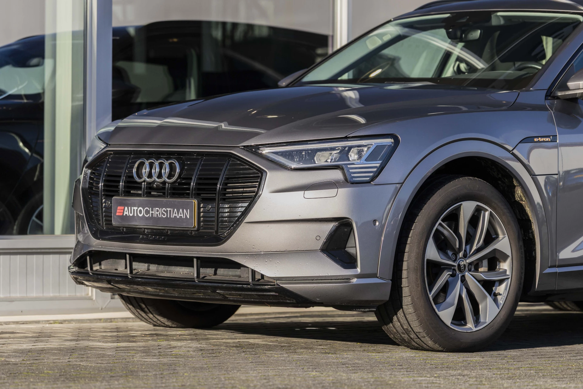 Hoofdafbeelding Audi e-tron