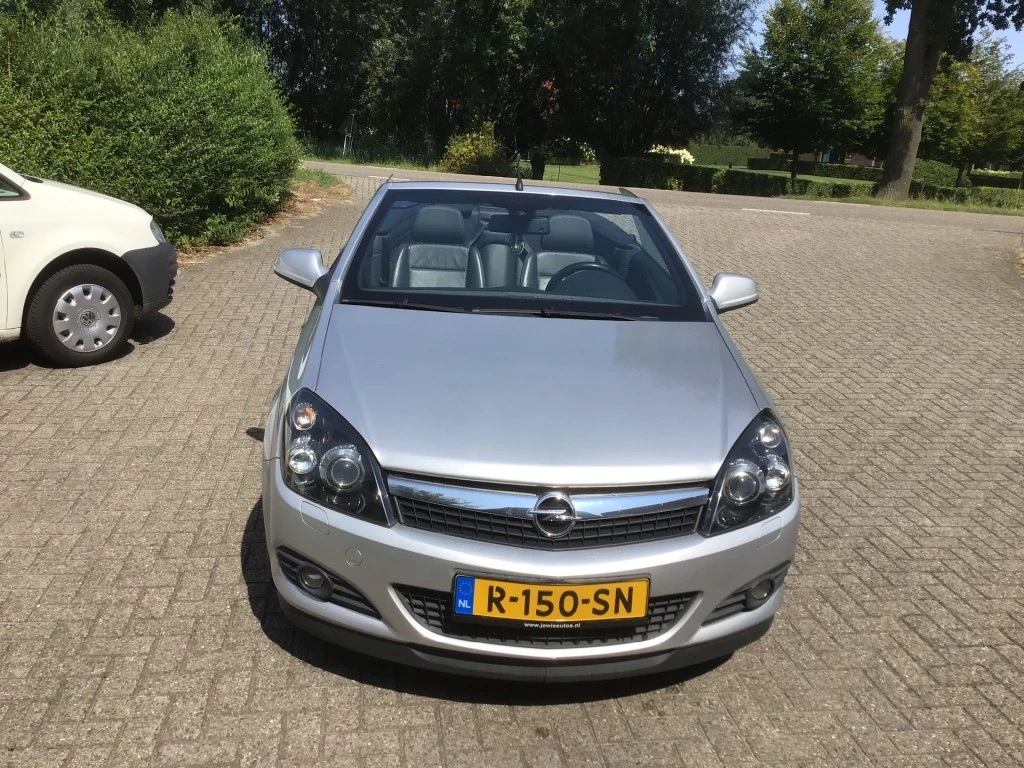 Hoofdafbeelding Opel Astra