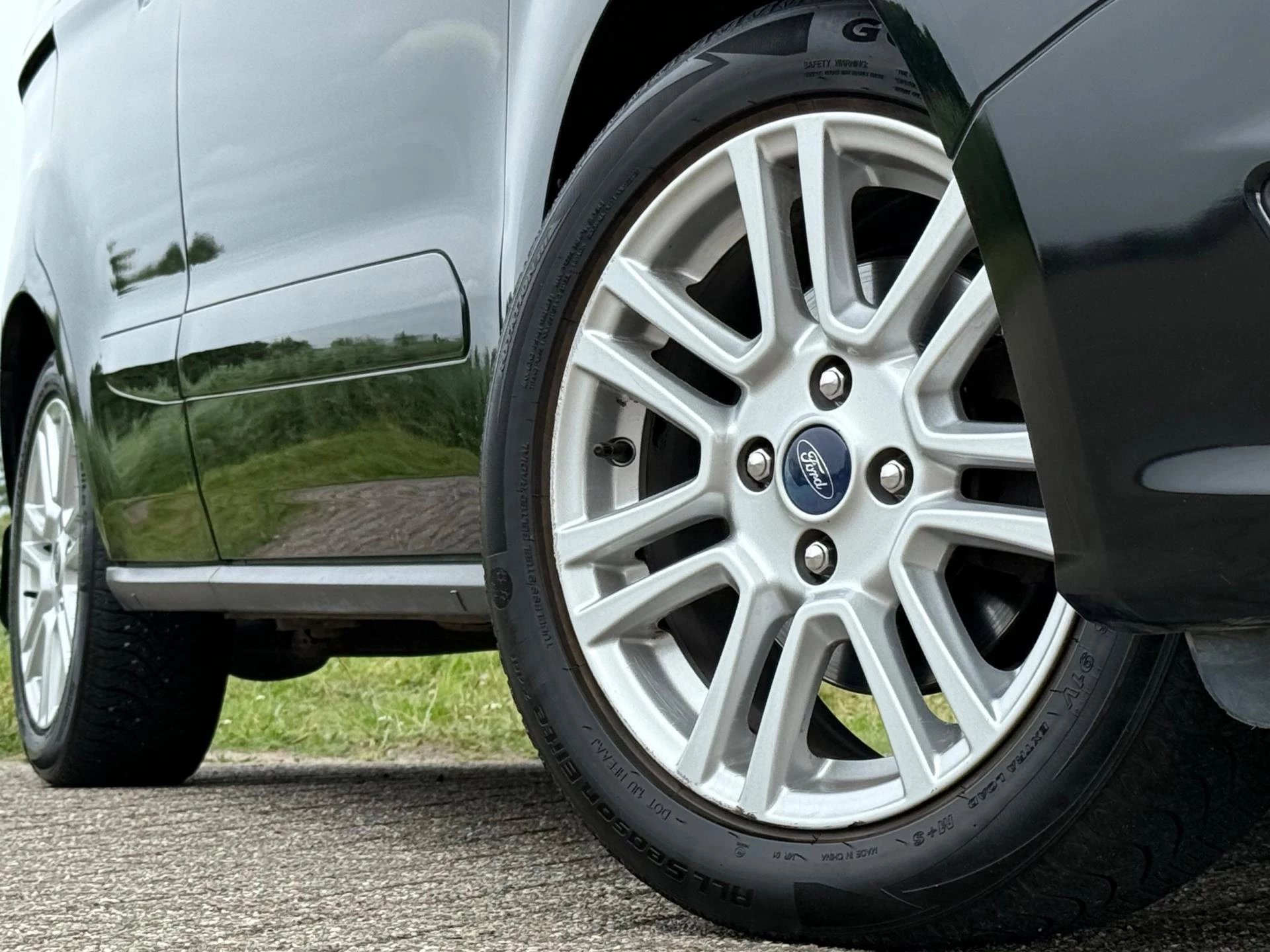 Hoofdafbeelding Ford Tourneo Courier