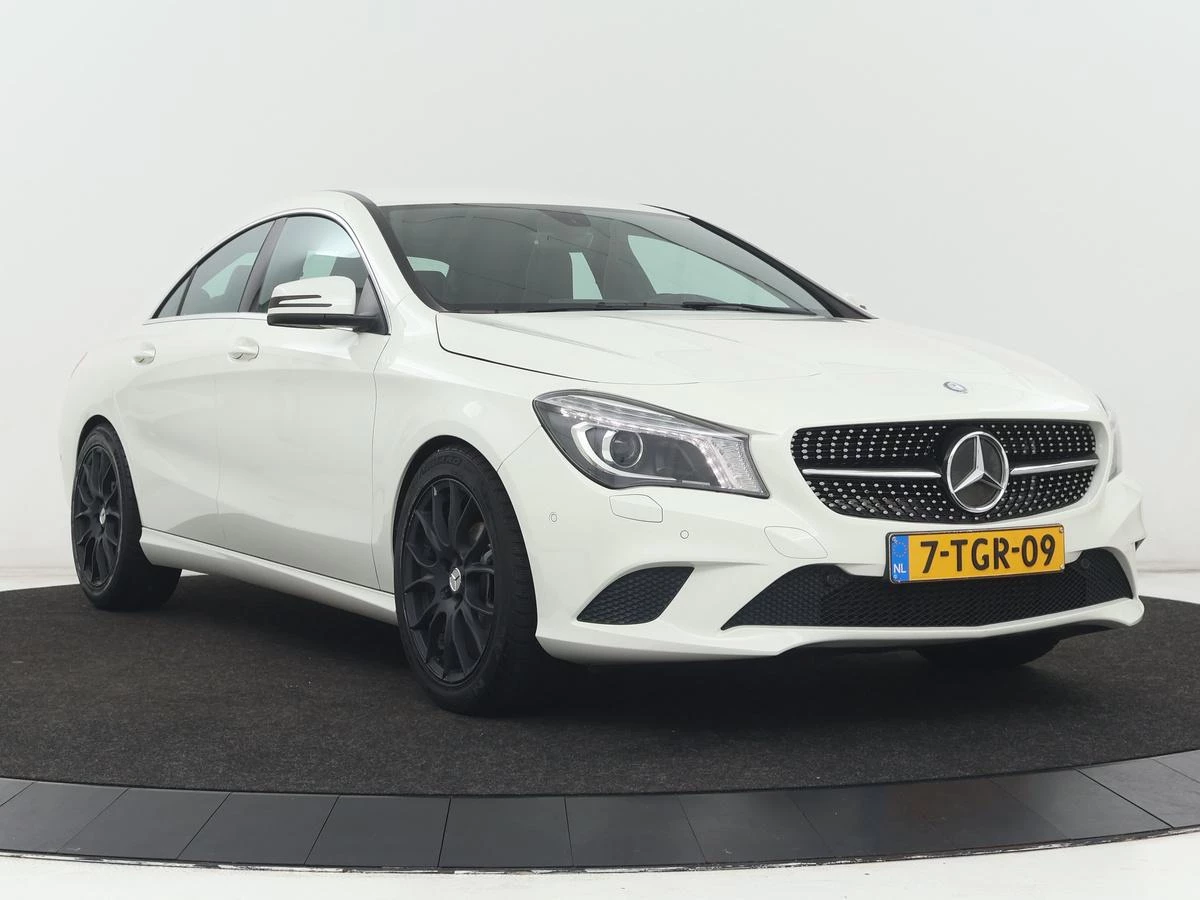 Hoofdafbeelding Mercedes-Benz CLA
