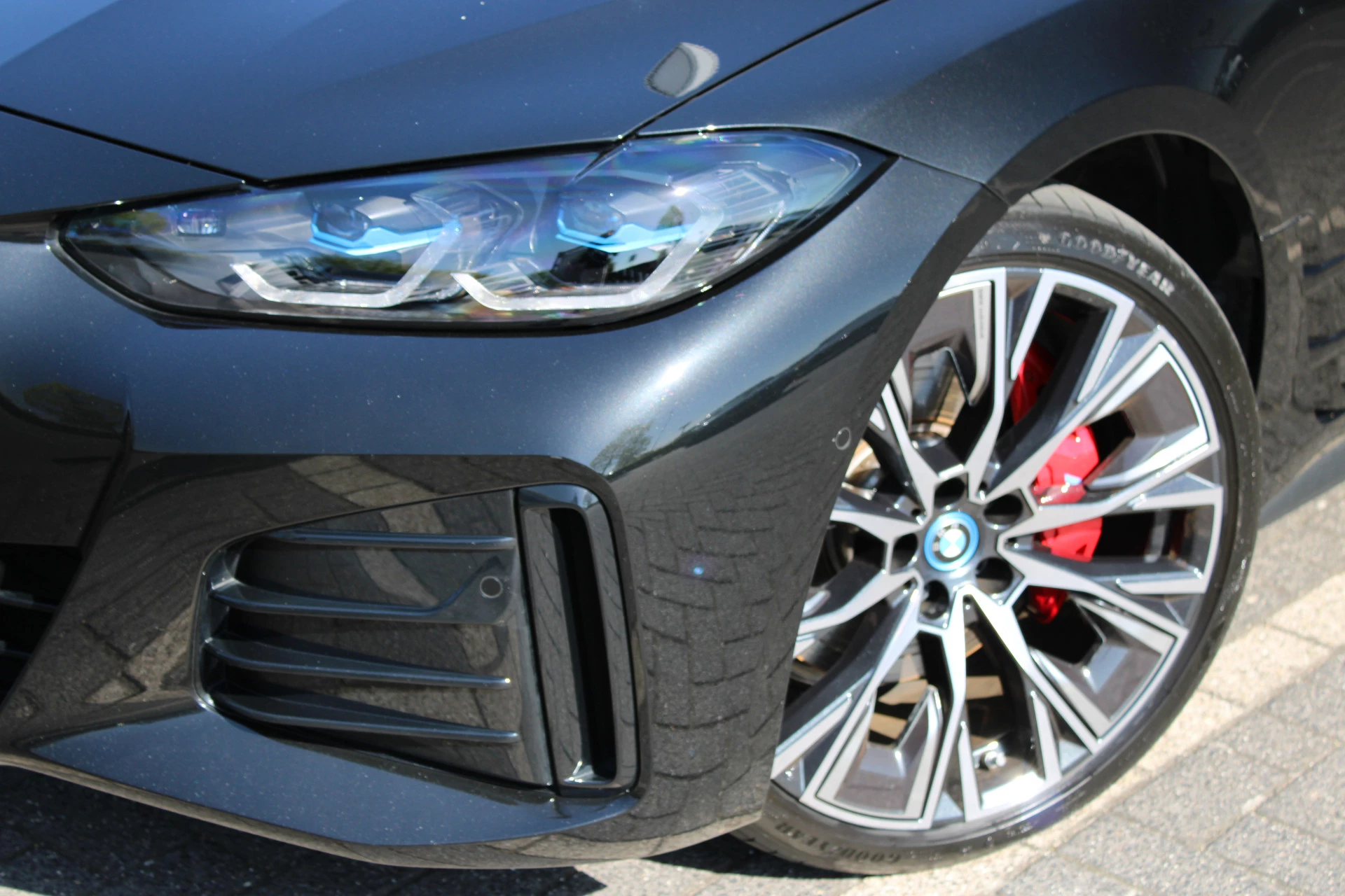 Hoofdafbeelding BMW i4