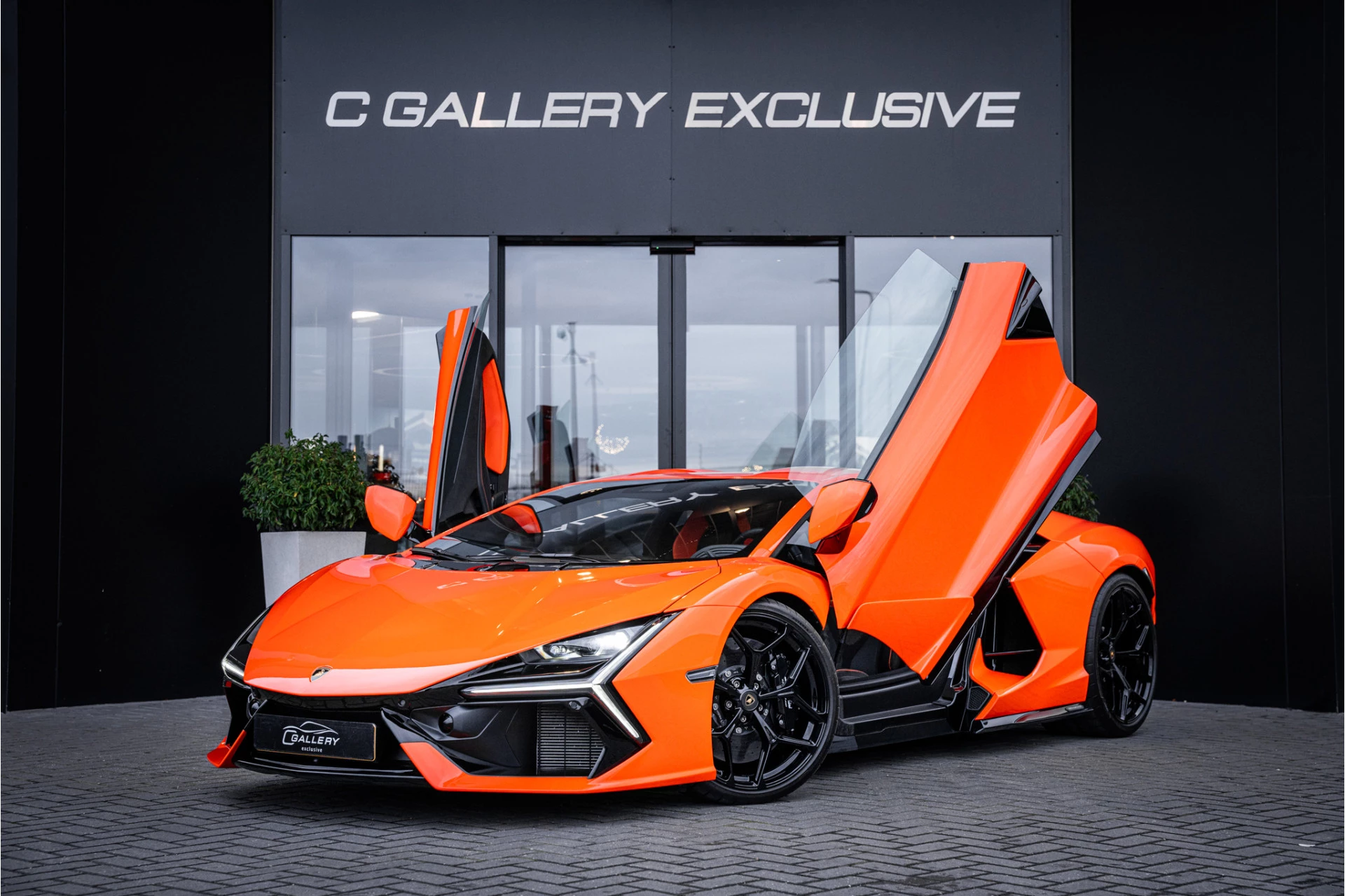 Hoofdafbeelding Lamborghini Revuelto