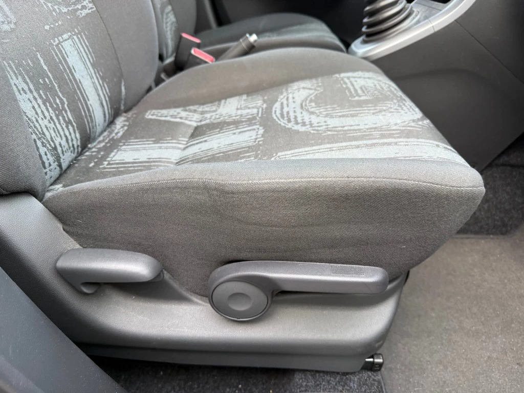 Hoofdafbeelding Opel Agila