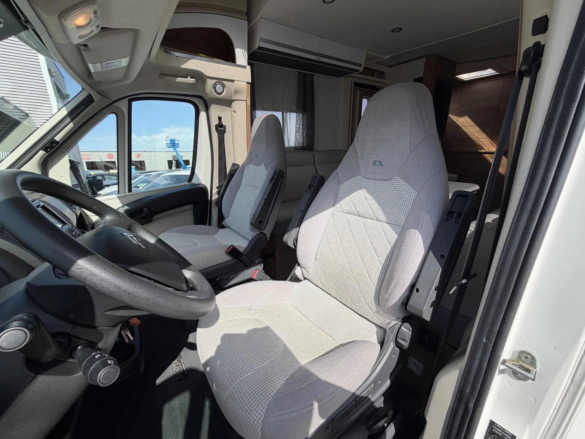 Hoofdafbeelding Adria MATRIX 600 DT