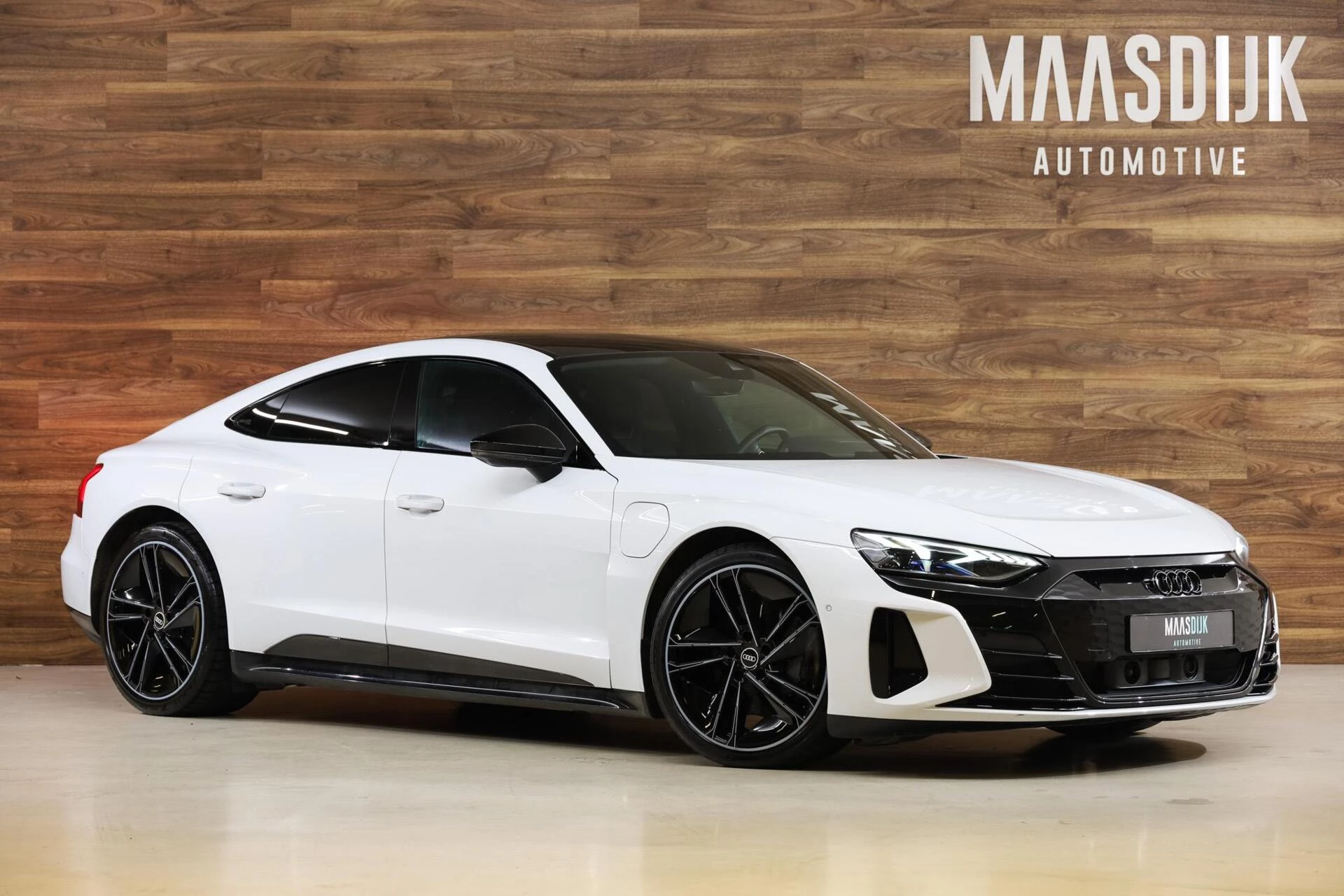 Hoofdafbeelding Audi e-tron GT